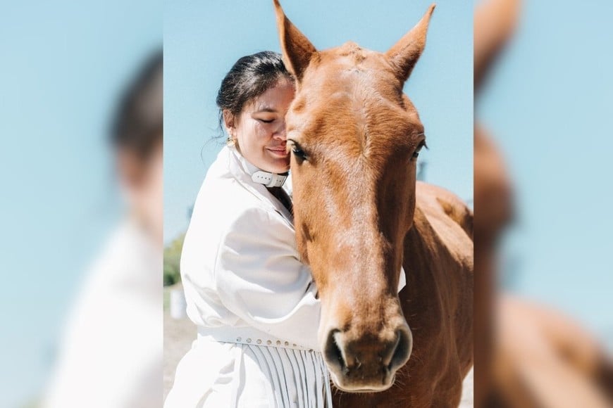Ángeles Deló combina maternidad y música en un proyecto que refleja su presente.
