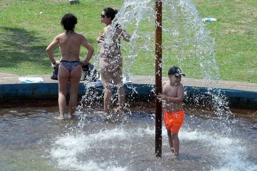 El calor podría intensificarse aún más al inicio de la semana siguiente Créditos: Guillermo Di Salvatore