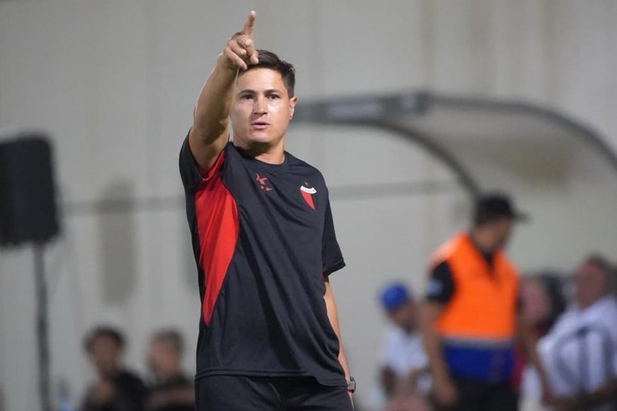 Medrán se fue satisfecho tras la primera presentación pública de su equipo. Foto: Fernando Nicola.