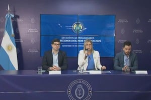 La ministra de Seguridad de la nación brindó una conferencia este jueves. Foto: Gentileza