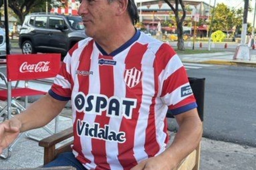 José Luis Marzo, gran figura de aquel ascenso del 96, con la nueva camiseta.