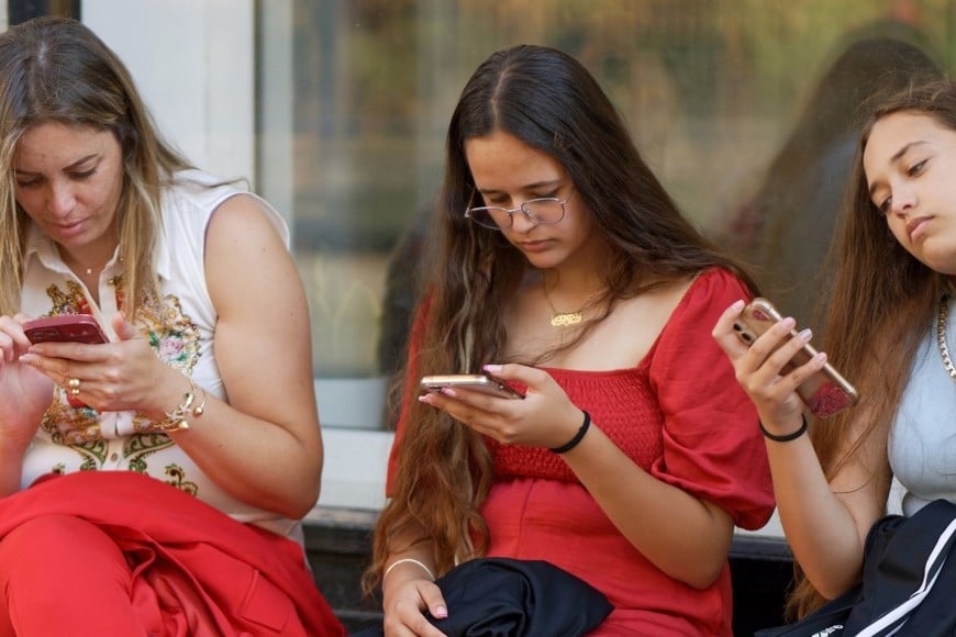 El impacto de las redes sociales en la construcción de la autoestima