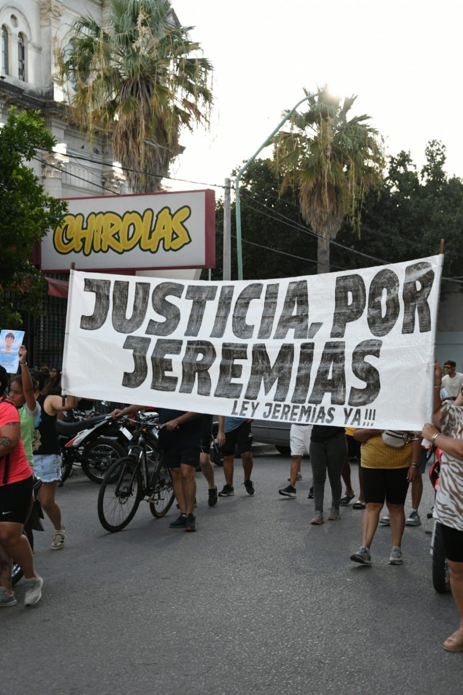 "Justicia por Jeremías", pedían la mayoría de los carteles durante la marcha.