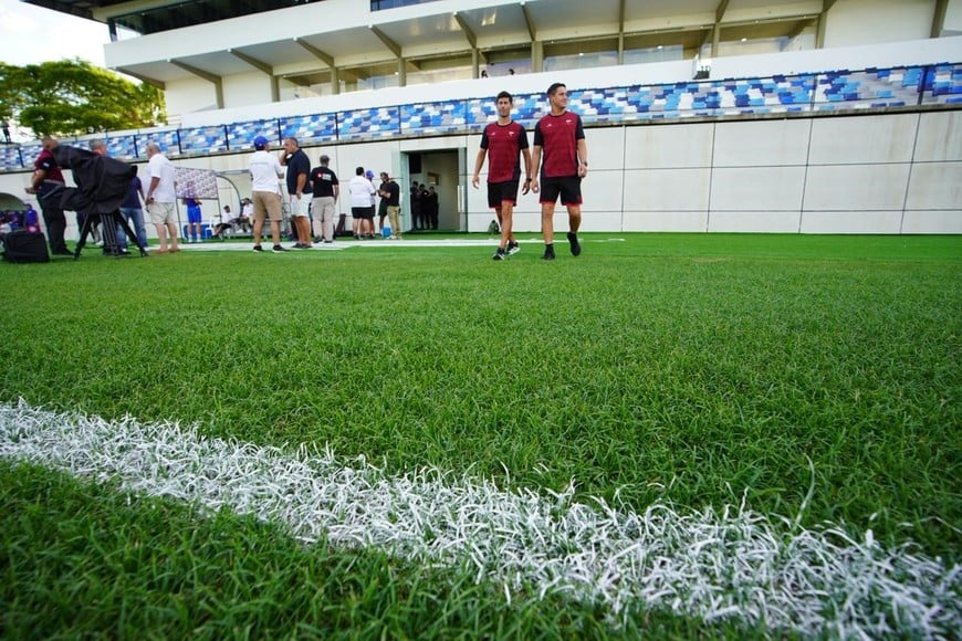 El Litoral en Paysandú: Colón juega por la serie Copa Río de La Plata