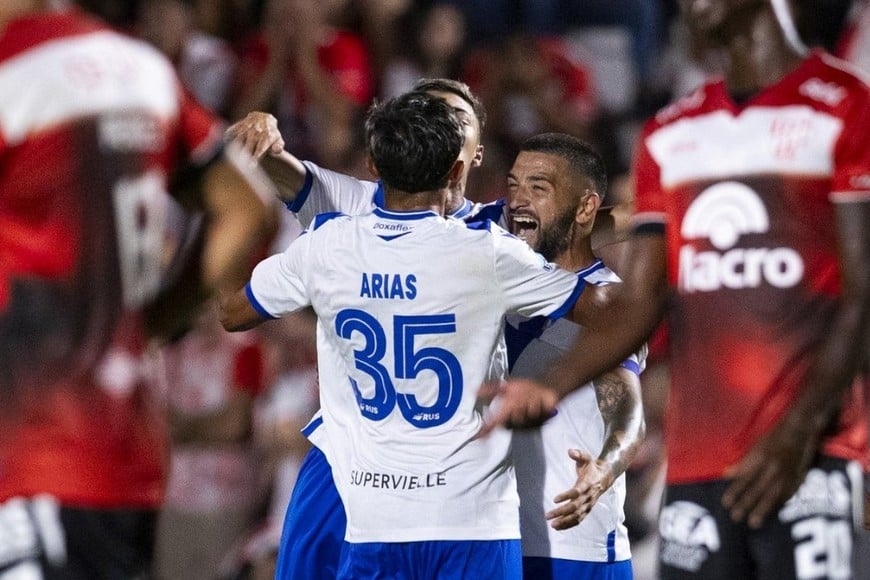 El festejo fortinero en Córdoba. Crédito: Prensa Vélez