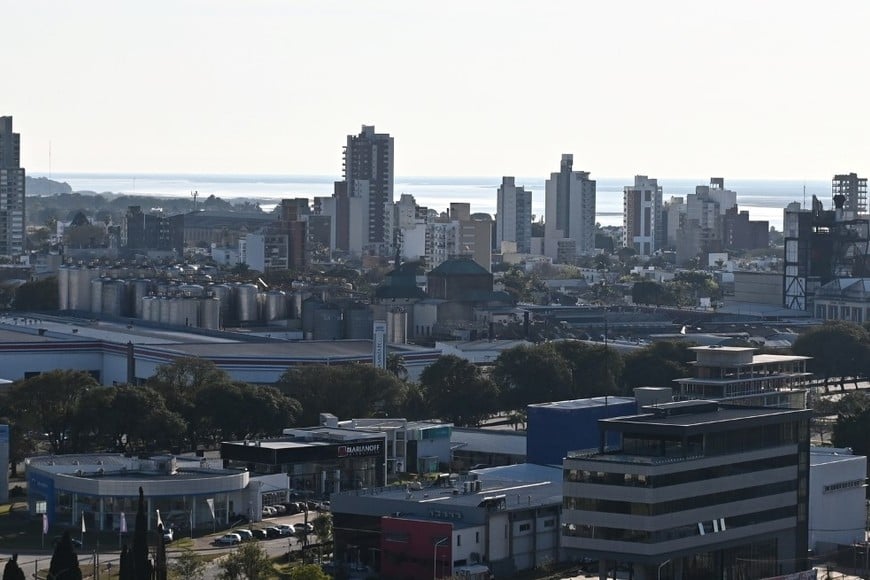 Sábado caluroso en Santa Fe, sin probabilidad de precipitaciones. Crédito: Flavio Raina.