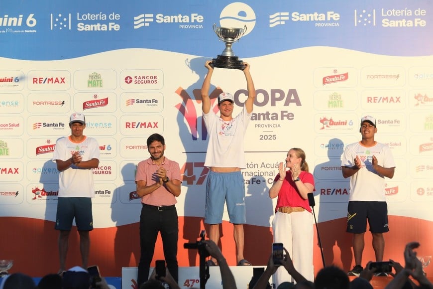 Maratón Santa Fe-Coronda. Foto: Flavio Raina