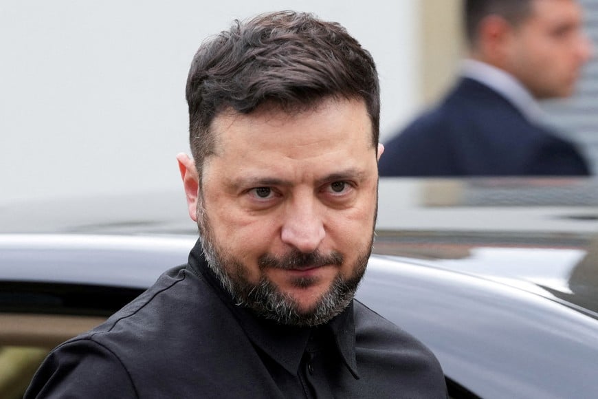 Ukraine's President Volodymyr Zelenskiy arrives for a meeting with his Cypriot counterpart Nikos Christodoulides at the presidential palace in Nicosia, , Cyprus, Wednesday, Jan. 7, 2026. Petros Karadjias/Pool via REUTERS     TPX IMAGES OF THE DAY