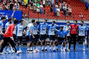 Argentina venció 26-25 a Brasil en Asunción y recuperó el título Sur-Centro.