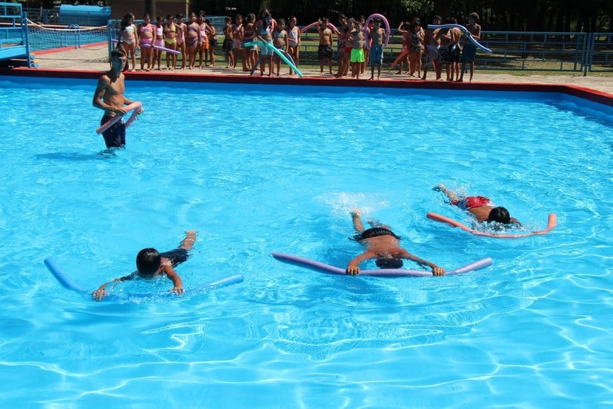 El programa se desarrolla en 219 localidades de la provincia y alcanza a 36.000 estudiantes.