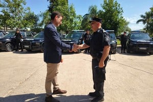 Provincia entregó nuevos móviles policiales para reforzar la seguridad en Vera