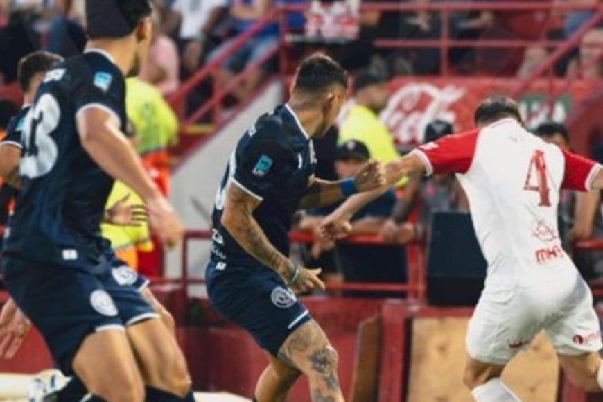 Huracán vs Independiente Rivadavia. Fotos: @CSIRoficial