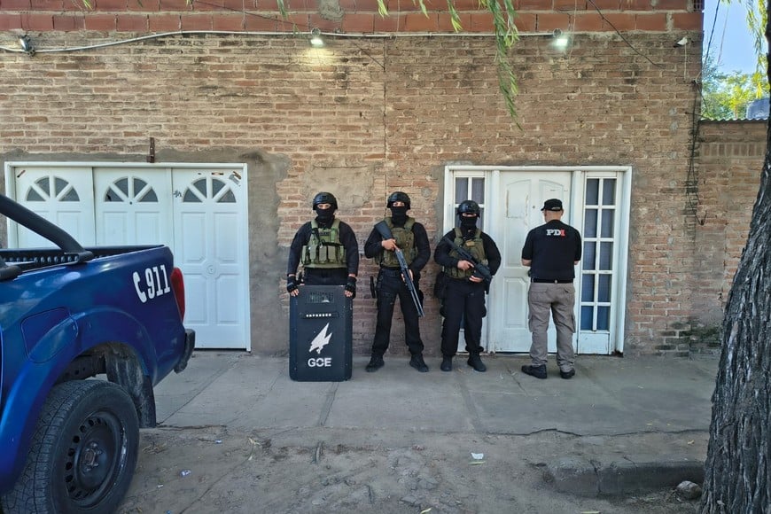 Juicio abreviado: Acusado de ofrecer armas por WhatsApp en Santa Fe aceptó una condena por tenencia