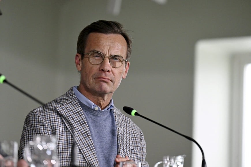 Prime Minister of Sweden Ulf Kristersson looks on during a press conference at the Nordic Prime Ministers' Summer Meeting at the Paimio Sanatorium in Paimio, Finland May 26, 2025.  Lehtikuva/Roni Rekomaa via REUTERS      ATTENTION EDITORS - THIS IMAGE WAS PROVIDED BY A THIRD PARTY. NO THIRD PARTY SALES. NOT FOR USE BY REUTERS THIRD PARTY DISTRIBUTORS. FINLAND OUT. NO COMMERCIAL OR EDITORIAL SALES IN FINLAND.