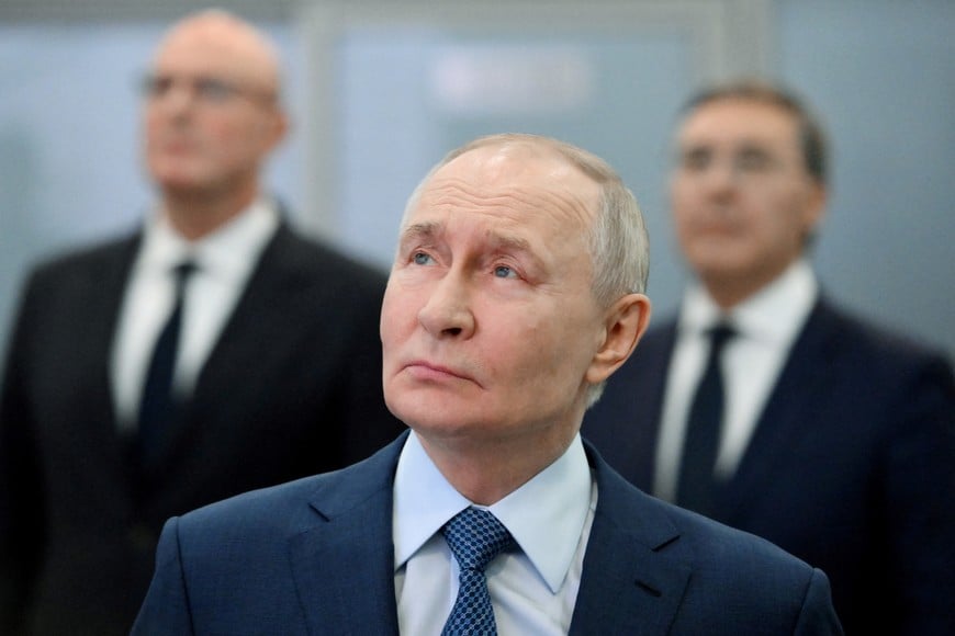 Russian President Vladimir Putin visits the Moscow Institute of Physics and Technology in the town of Dolgoprudny outside Moscow, Russia, January 23, 2026. Sputnik/Grigory Sysoyev/Pool via REUTERS ATTENTION EDITORS - THIS IMAGE WAS PROVIDED BY A THIRD PARTY.