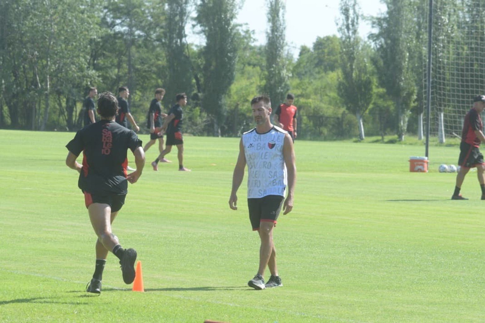El entrenamiento en el predio sabalero. Crédito: Guillermo Di Salvatore.