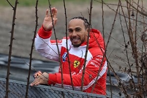 Ferrari empezó a girar en Barcelona y Hamilton habló de un inicio “muy desafiante”. Credito: REUTER
