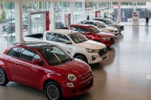 Toyota Hilux volvió a liderar las ventas y se consolidó como el vehículo más patentado de enero.