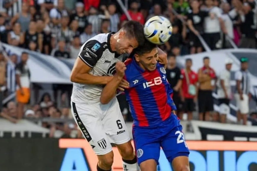 El lobo mendocino perdió el invicto ante el ciclón.
