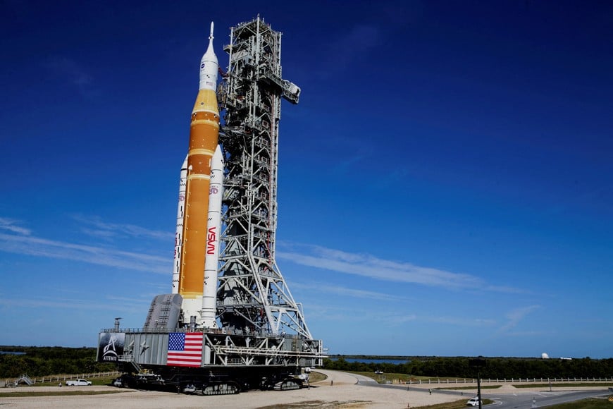 NASA's next-generation moon rocket, the Space Launch System (SLS) rocket with the Orion crew capsule, rolls to the launch pad at the Kennedy Space Center in Cape Canaveral, Florida, U.S. January 17, 2026. Launch around the moon and back is scheduled for February 6, 2026. REUTERS/Joe Skipper     TPX IMAGES OF THE DAY