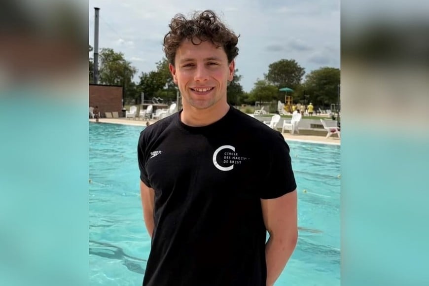 El francés Julien Pichot fue el primer nadador en llegar a Santa Fe. Foto: Prensa Santa Fe - Coronda.