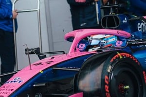 Colapinto y Alpine se preparan para los test oficiales de Bahréin, claves para evaluar el nuevo proyecto con motor Mercedes.
