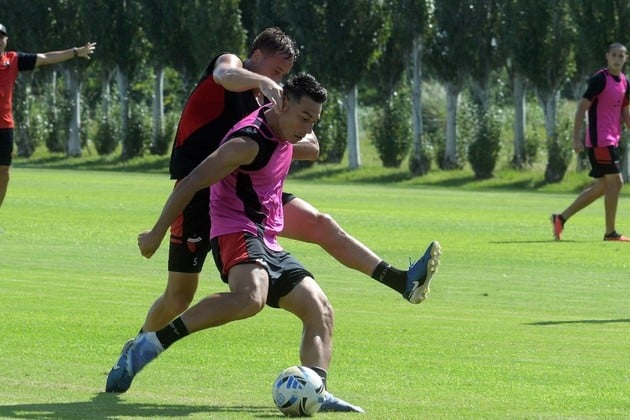 Cano valoró la pretemporada que viene realizando Colón. Foto: Guillermo Di Salvatore.