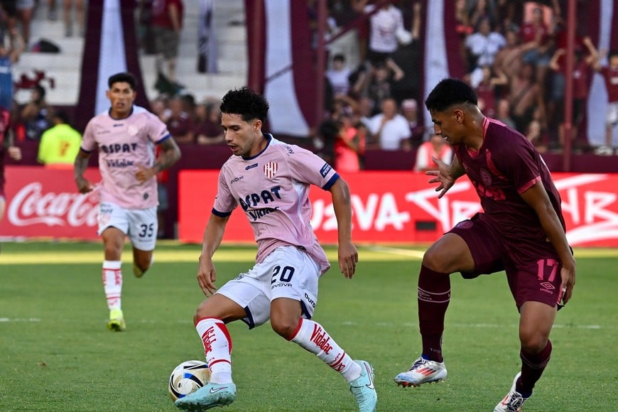 Julián Palacios se recuperó la lesión y retorna al equipo para el encuentro del próximo lunes en Rosario ante Agropecuario. Foto: Juan Manuel Foglia