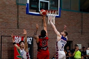 Colón reaccionó en el último cuarto y sumó su segundo triunfo al hilo. Prensa Colón.