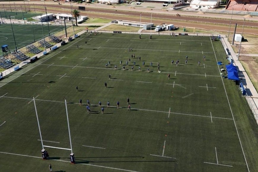 El Hipódromo de Rosario. Allí se encuentra la cancha principal de Capibaras XV, frente a su "Casa".
