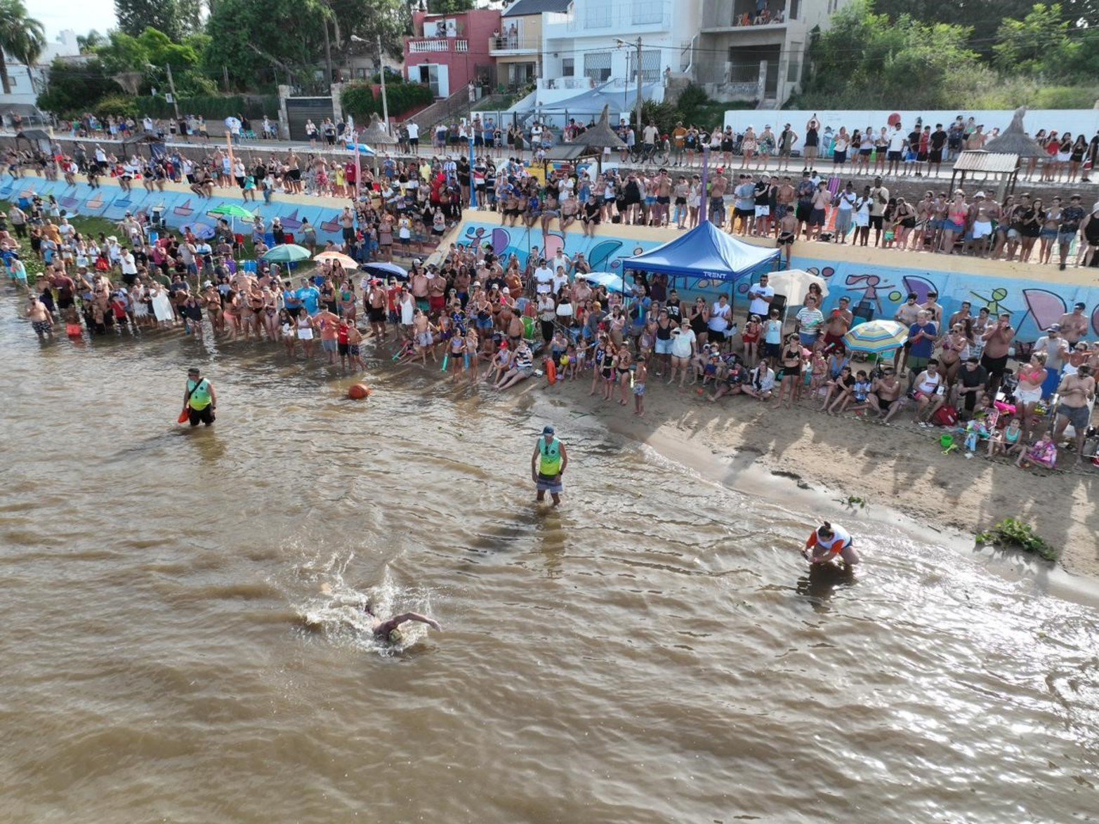 El drone de El Litoral muestra todo el color de la costanera de Coronda