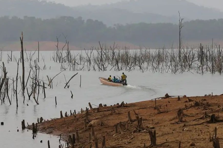 La embarcación en la que se transportaba el líder criminal naufragó.