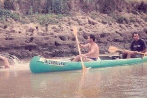 Alejandro Larriera nadó 25 horas seguidas entre Coronda y Santa Fe. Foto: Archivo.