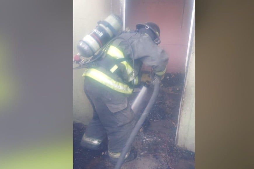 Dos incendios en viviendas movilizaron a los bomberos el domingo por la tarde