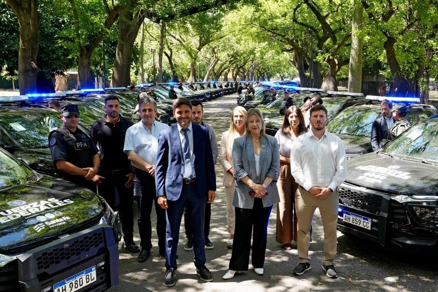 Alejandra Monteoliva, Maximiliano Pullaro y Pablo Cococcioni en Rosario