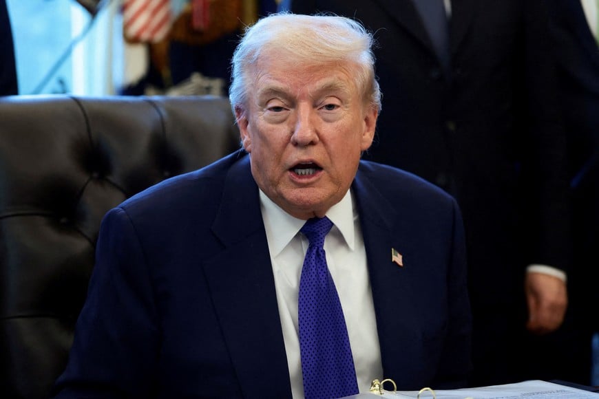 U.S. President Donald Trump speaks on the day he announced the creation of a critical mineral reserve, in the Oval Office at the White House, February 2, 2026. REUTERS/Evelyn Hockstein  REFILE - CORRECTING INFORMATION FROM "SIGNING OF AN EXECUTIVE ORDER" TO "ANNOUNCED THE CREATION OF A CRITICAL MINERAL RESERVE"