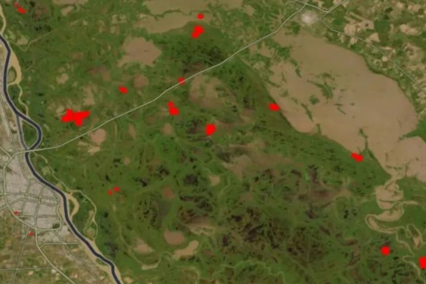 Todo ocurre en un escenario donde el fuego funciona como una aceleración del deterioro. Foto: gentileza.