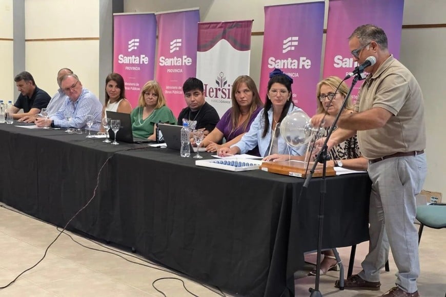 En Hersilia se realizó el sorteo de 10 viviendas