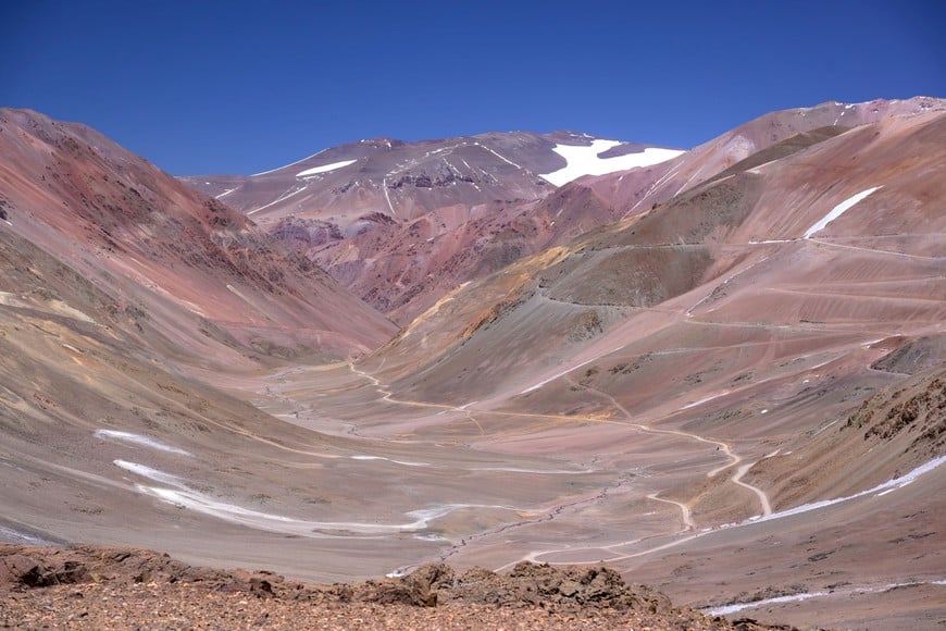 Greenpeace denunció que la modificación de la Ley de Glaciares abre la puerta a daños irreversibles en los ecosistemas. Foto: Martin Katz / Greenpeace