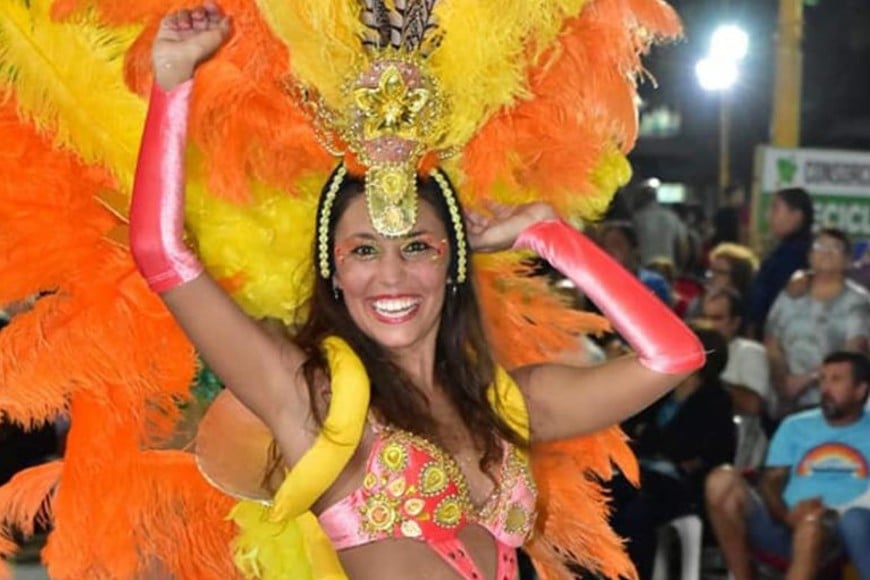 Este 2026, la fiesta presenta una estructura renovada de tres noches centrales , donde la Plaza Independencia se transformará en el escenario de un espectáculo que combina tradición, identidad y una apuesta artística superadora.