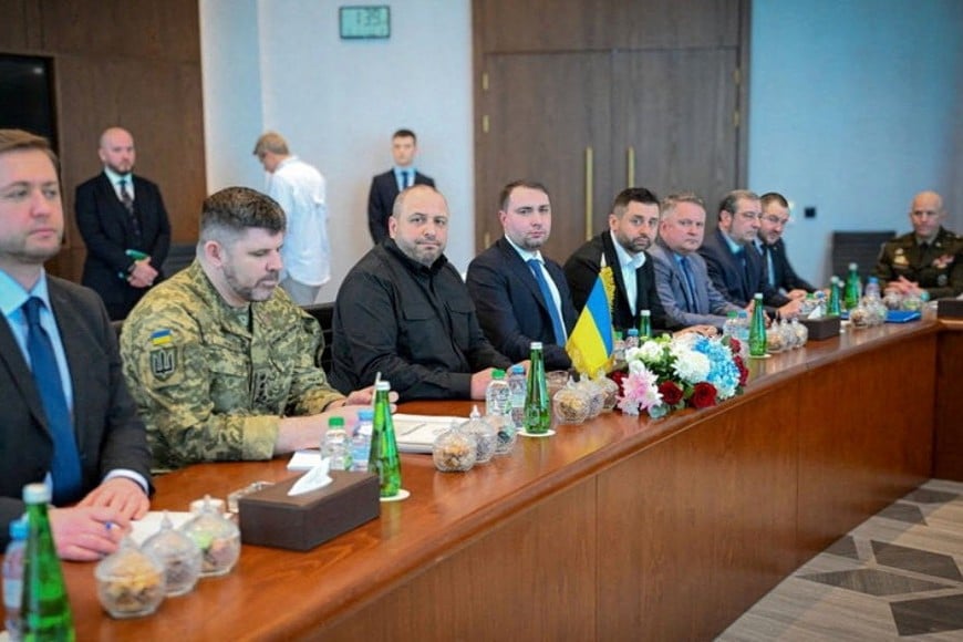 Secretary of Ukraine's National Security and Defence Council Rustem Umerov and other members of the Ukrainian delegation attend the second round of trilateral talks between the U.S., Russia and Ukraine, in Abu Dhabi, United Arab Emirates, February 4, 2026. UAE Ministry of Foreign Affairs/Handout via REUTERS    THIS IMAGE HAS BEEN SUPPLIED BY A THIRD PARTY. THIS PICTURE WAS PROCESSED BY REUTERS TO ENHANCE QUALITY. BEST QUALITY AVAILABLE. MANDATORY CREDIT.