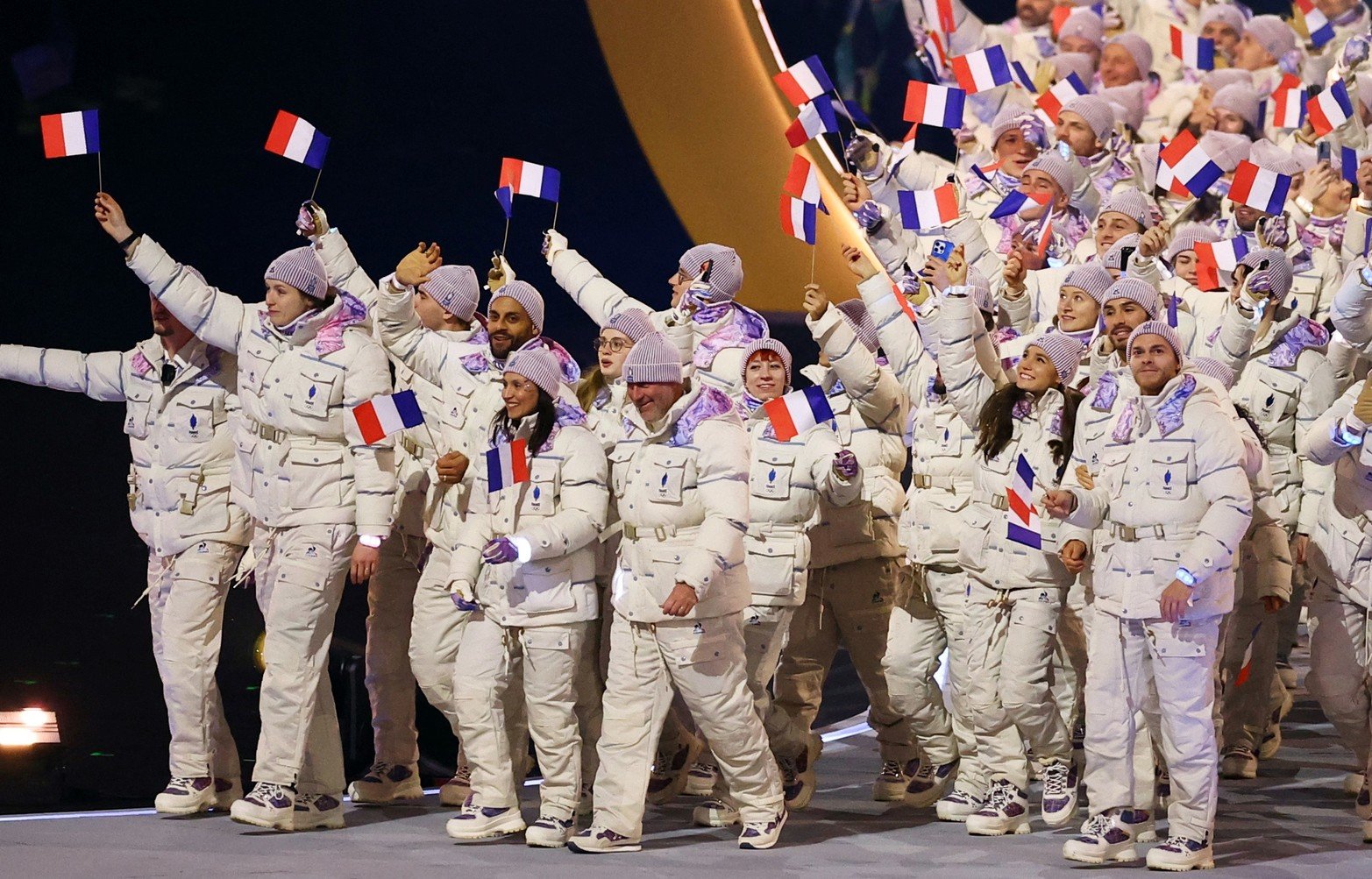 Atletas franceses en el desfile durante la ceremonia de apertura. 