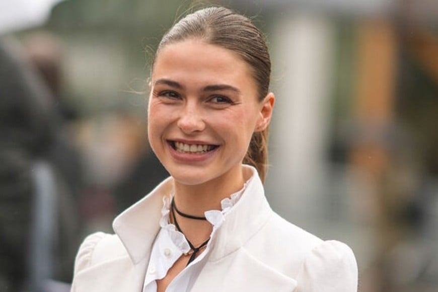 El efecto blur suaviza rasgos y unifica la piel sin cubrirla por completo.