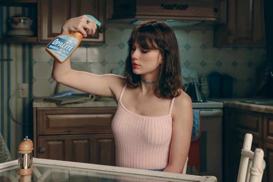 Taylor Swift en el videoclip de Opalite. Crédito: Taylor Swift.