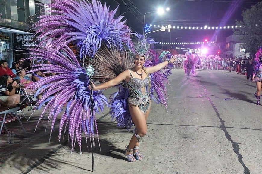 Color, pasión y tradición: imponente inicio de los Carnavales de Vera