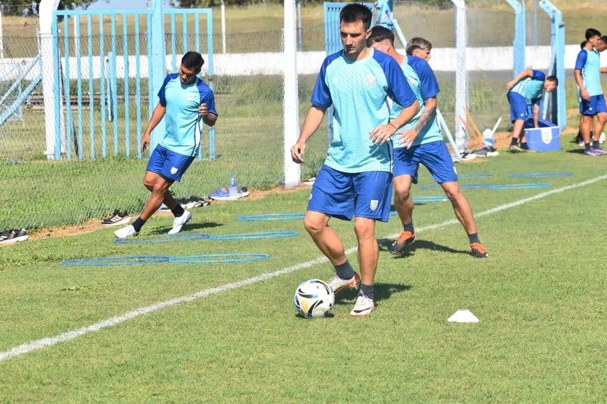 Atlético Rafaela vuelve a la competencia oficial tras el ascenso y la consagración.