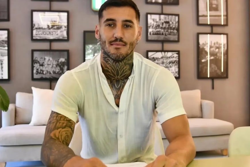 El arquero de Excursionistas, club de la Primera B Metropolitana.