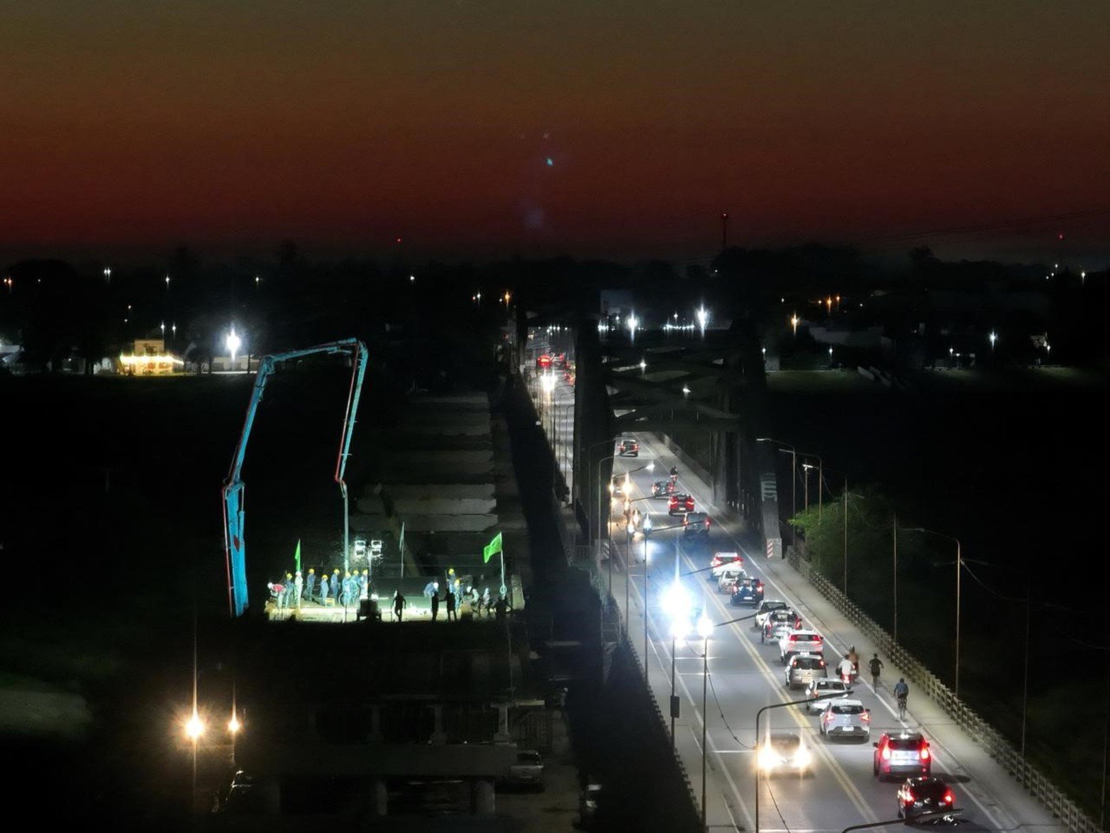 Hormigonado del primer tramo del nuevo Puente Carretero.
