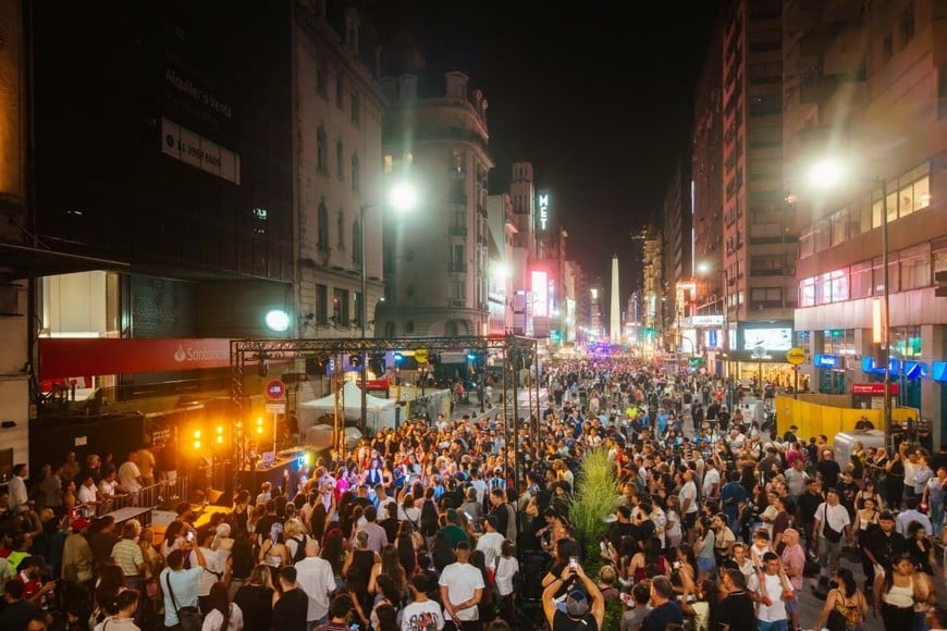 “Recibimos este primer fin de semana largo con mucha expectativa”, sostuvo Valentín Díaz Gilligan, presidente del Ente de Turismo de la ciudad de Buenos Aires.