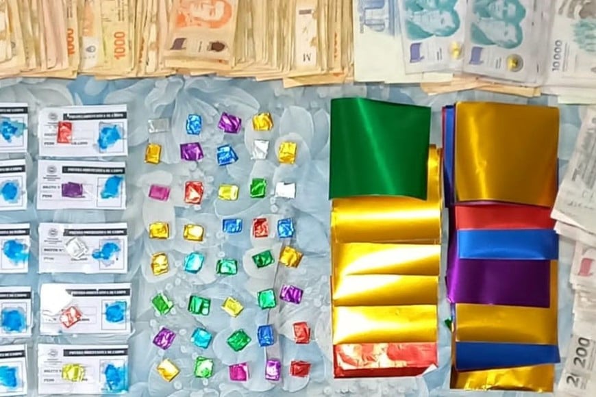 Algunos de los elementos incautados por la PDI. Foto: El Litoral